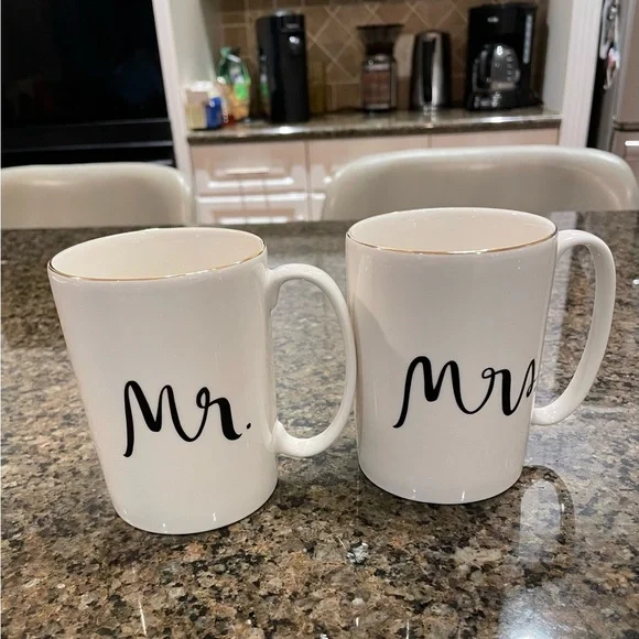 Kate Spade New York Lenox White Porcelain Mugs Set of 2 Gold rim, 12 oz Mr Mrs - Picture 6 of 8